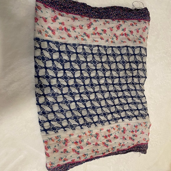 Infinity scarf - Picture 2 of 3